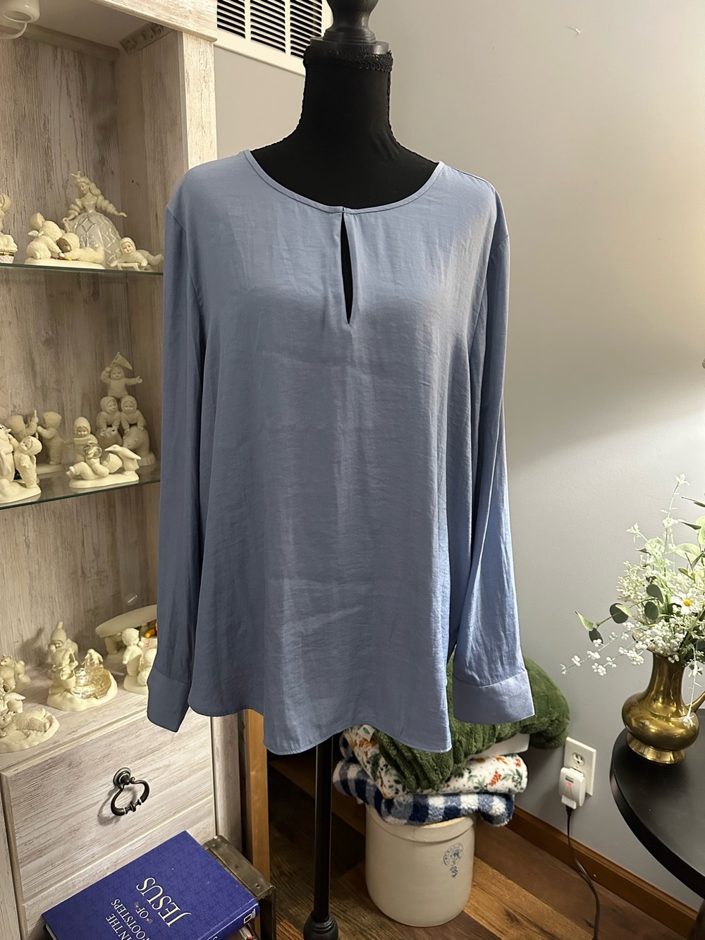 Banana Republic Light Blue Long Sleeve Keyhole Top